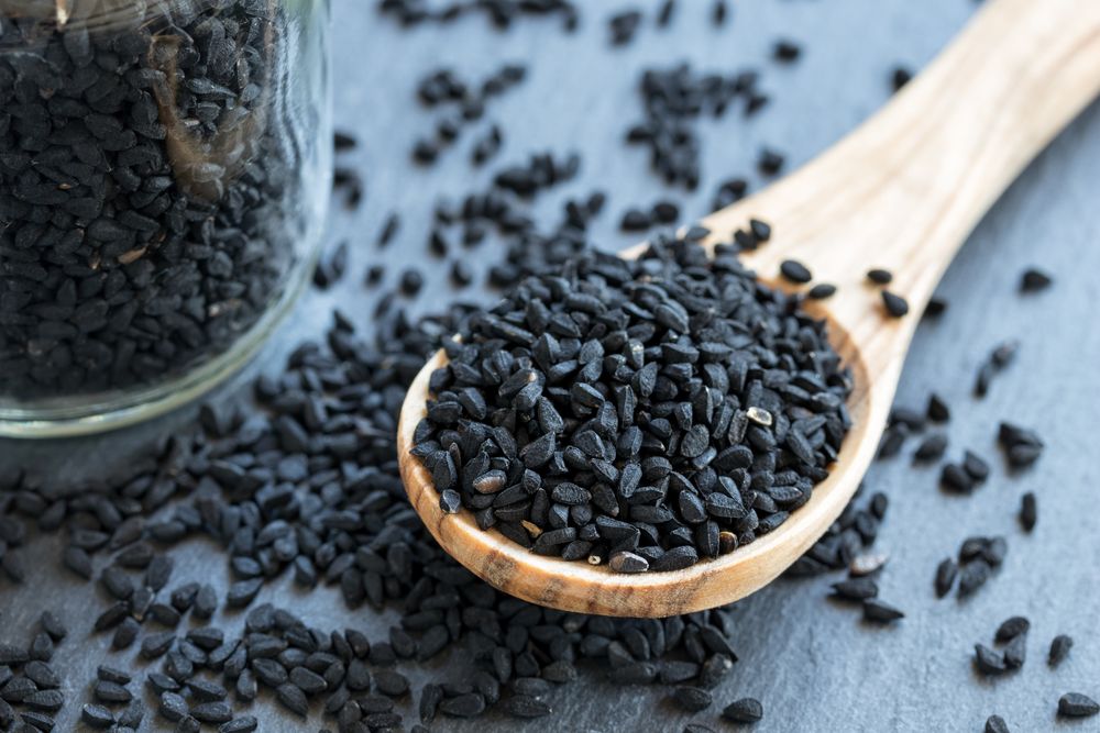 Healthy benefits of kalonji seeds with its limitations