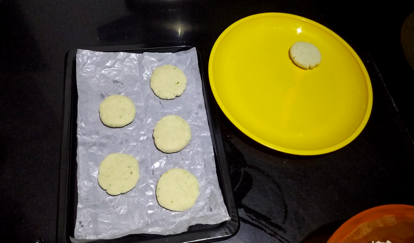 Make farali biscuits at home with farali ingredients
