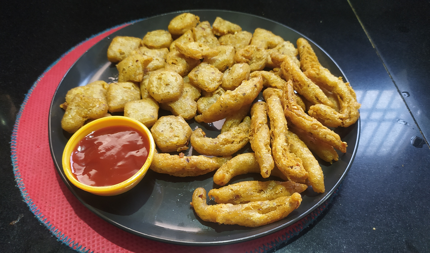 this instant Rava potato bites are crispy with quick snack.