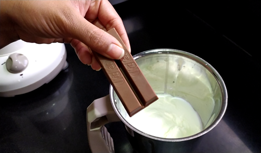 KitKat Milk Shake | How To Prepare KitKat Milkshake