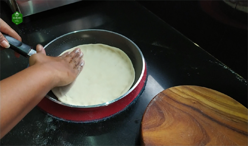Thin Crust Pizza | Pizza Dough Recipe | Crust Pizza On Tawa
