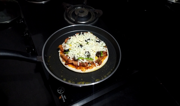 Red Sauce Pasta Pizza Recipe On Tawa