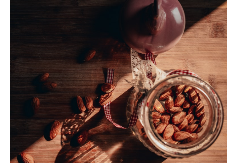 Almond Nutrition: origin, composition, benefits