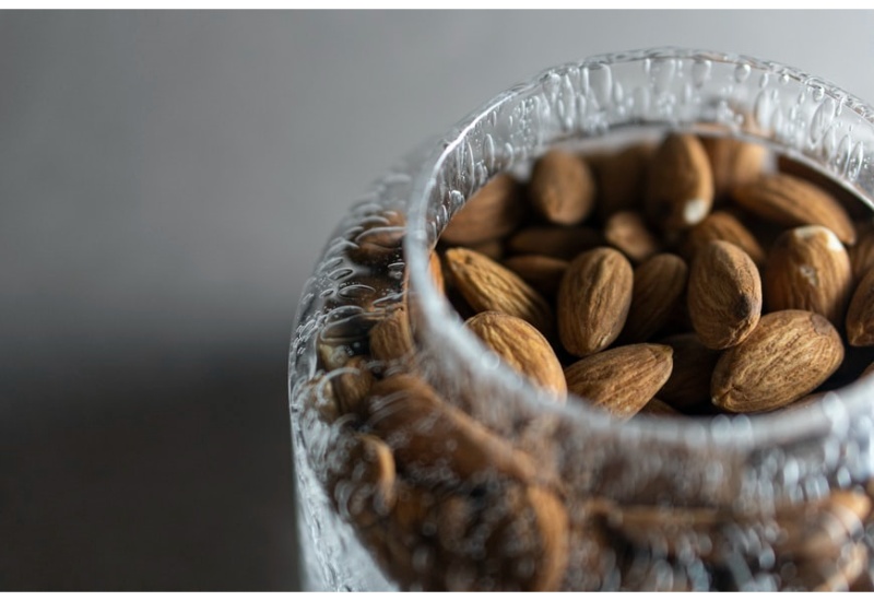 Almond Nutrition: origin, composition, benefits