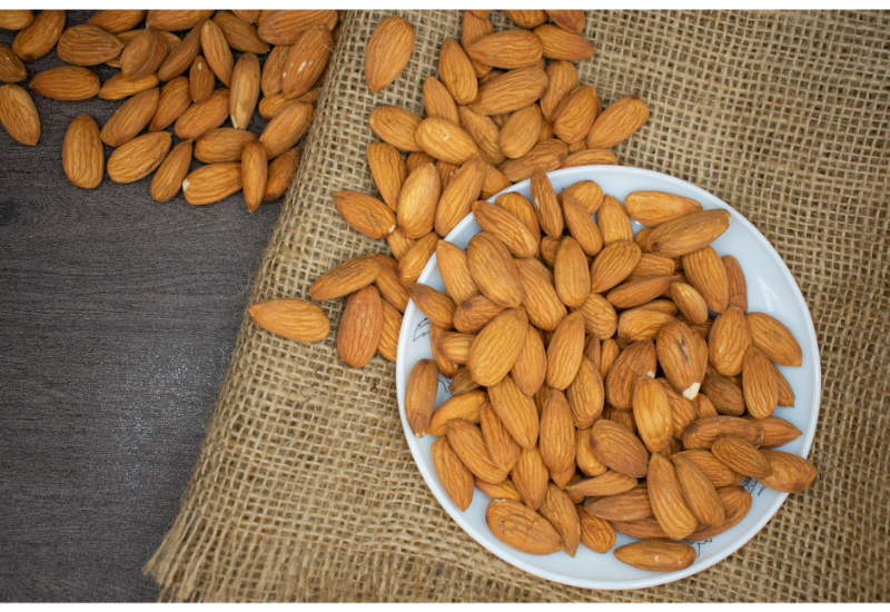 Almond Nutrition: origin, composition, benefits