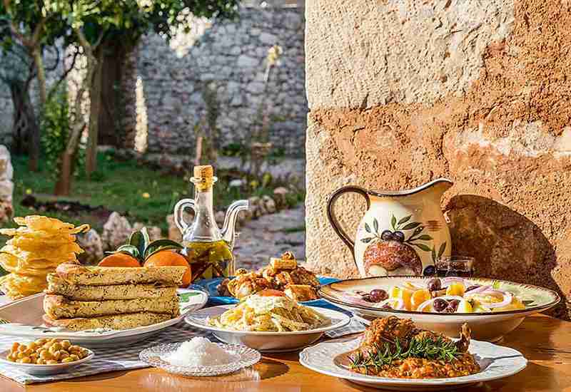 Greek (32%) - Most Popular Ethnic Cuisines in USA