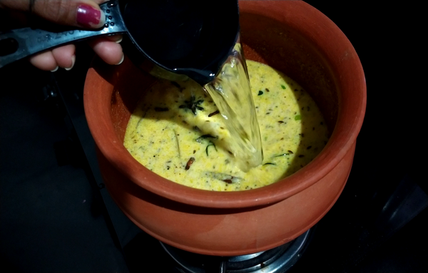 Matka Kadhi Without Onion and Garlic | Gujarati Kadhi Recipe | Jain Kadhi