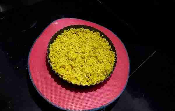 Maggi Pizza Without Base | Cheese Maggi Pizza | Pizza Without Base